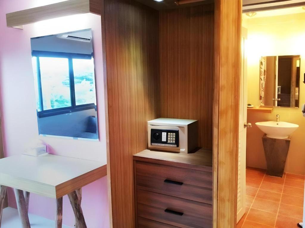 Klim Hotel Buriram Kültér fotó